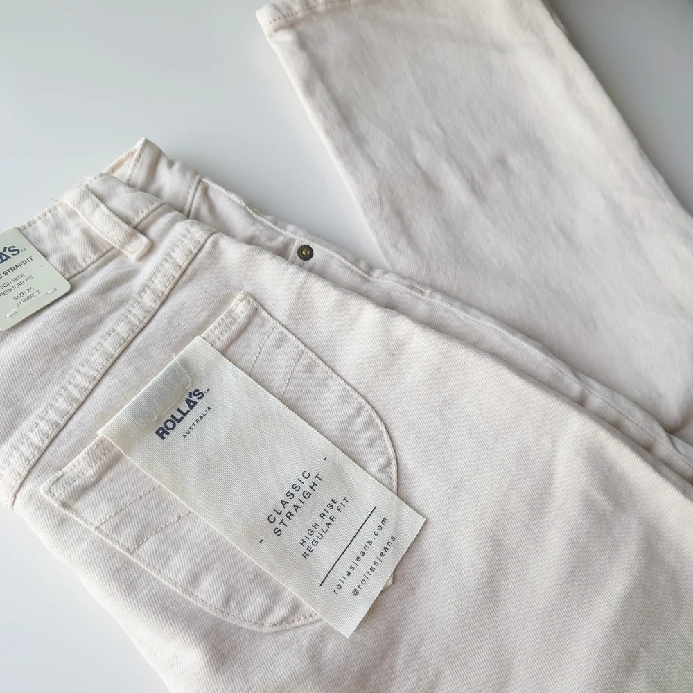 Rolla's Classic Straight Leg Jeans in Salt - Picture 7 of 7